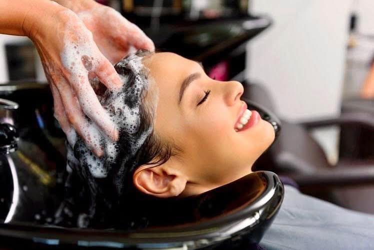 Le Hair Lounge interior